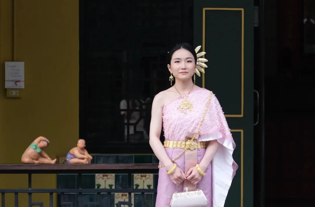 Lovart国产版超全测评！10分钟做了我一周的工作量！